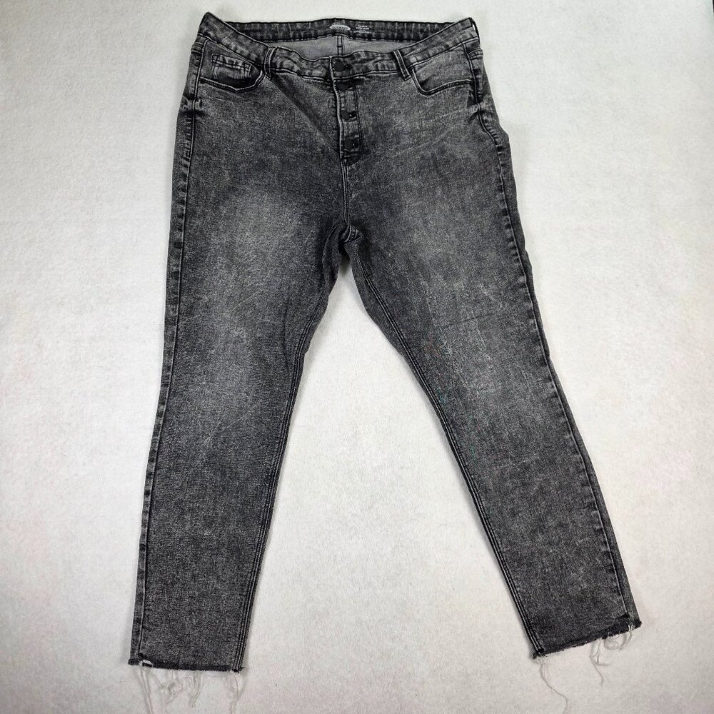 Old Navy Super Skinny Black‎ Wash Button Fly Raw Hem Jeans Sz 16